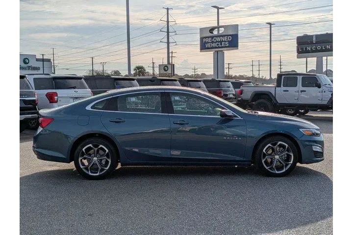 $18995 : Chevrolet Malibu 2024 LT 4dr image 4
