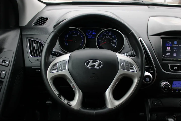 $11495 : 2013 Tucson FWD 4dr Auto Limi image 9