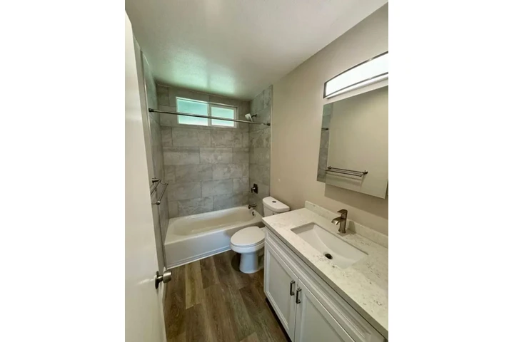 $1100 : APT EN LOS ANGELES CON PARKING image 6