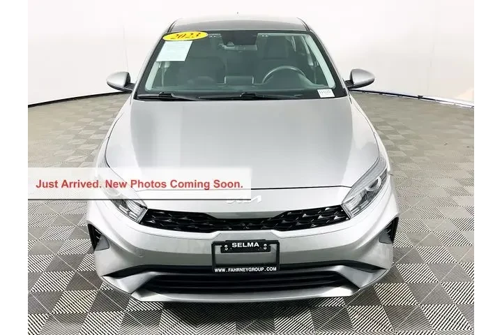 $18999 : Kia Forte 2023 LXS 4dr Sedan image 2