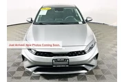 $18999 : Kia Forte 2023 LXS 4dr Sedan thumbnail