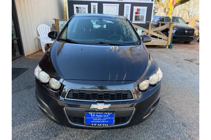 $5999 : 2015 Sonic LT Auto image 3