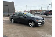 $17980 : Chevrolet Malibu 2023 LT 4dr thumbnail