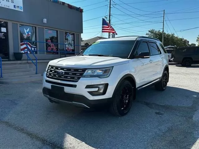 $13900 : 2016 Explorer XLT image 2