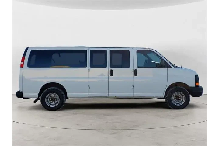 $18961 : GMC Savana 2015 LS 3500 3dr image 6