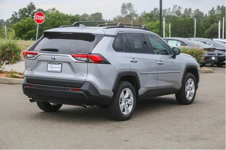 $26792 : Toyota RAV4 Hybrid 2021 AWD image 4