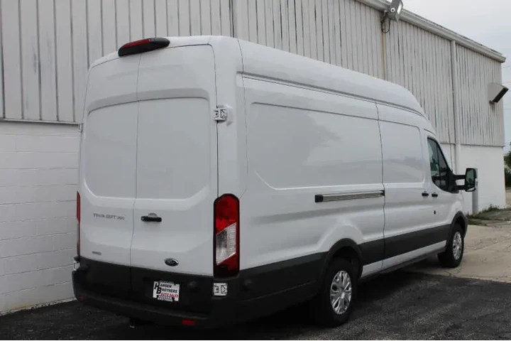$24990 : 2018 Transit 350 image 6