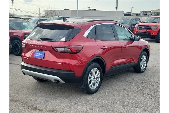 $27755 : Ford Escape 2023 AWD Active image 5