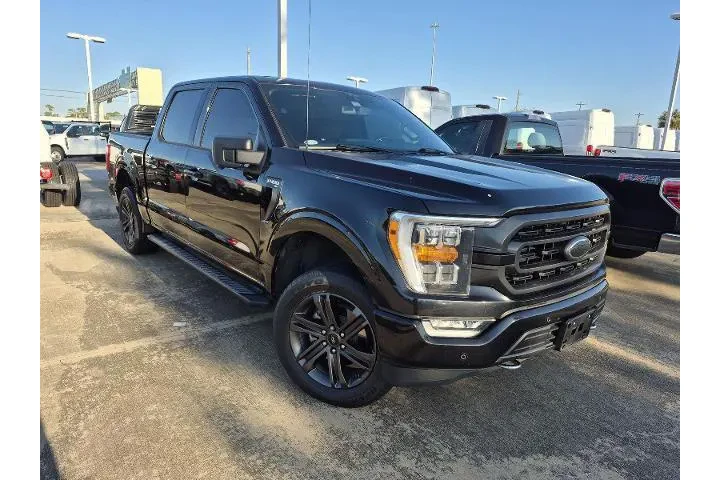 $30981 : Ford F-150 2021 4x2 XLT 4dr image 2