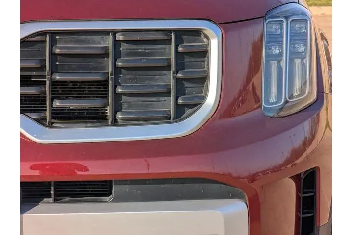 $28987 : Kia Telluride 2023 S 4dr SUV image 8