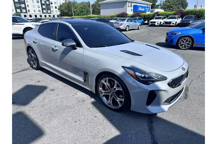 $20910 : 2019 Stinger GT1 image 5
