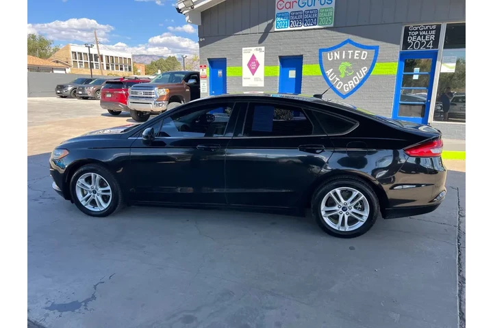 2018 Fusion SE image 8