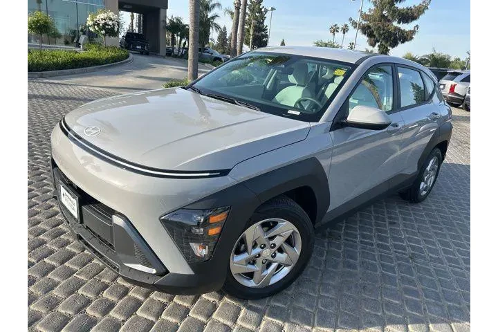 $20995 : Hyundai KONA 2024 SE 4dr Cro image 2