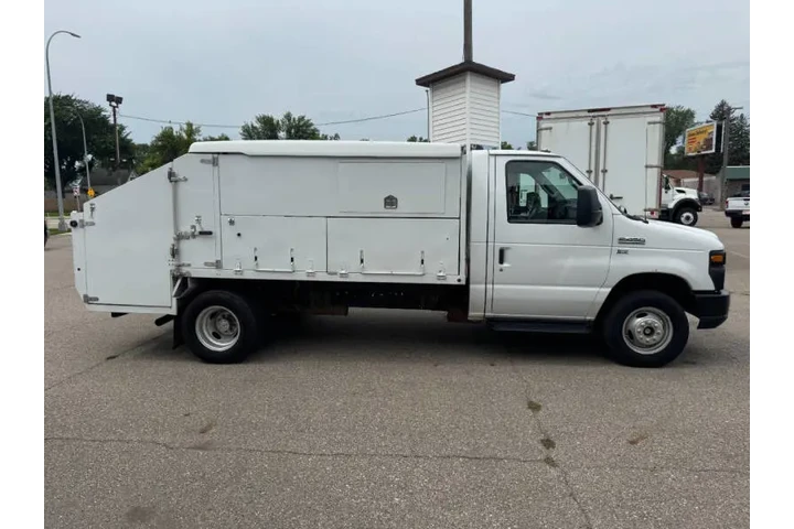 $20990 : 2012 E-Series E-450 SD image 6