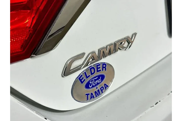 $12484 : Toyota Camry 2017 LE 4dr Sed image 7