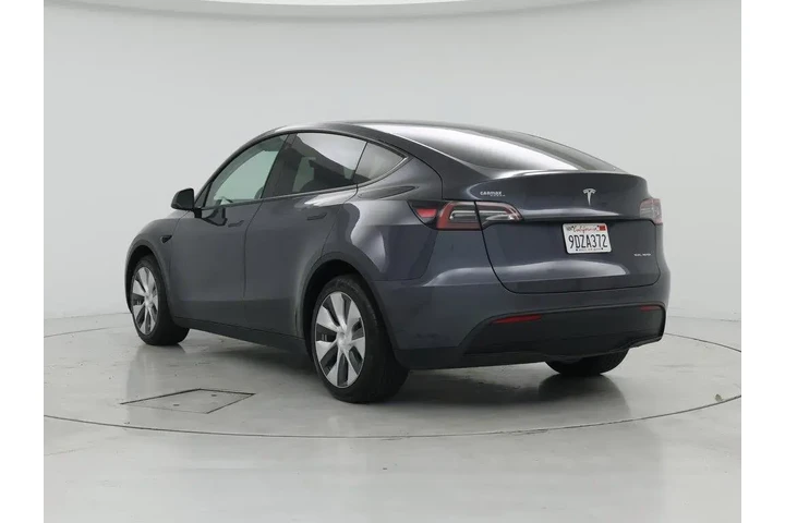 $38998 : Tesla Model Y 2023 AWD Long image 2