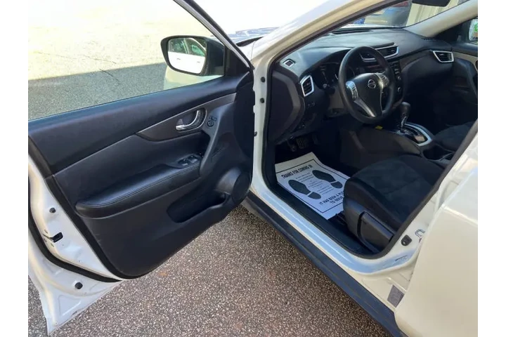 $8999 : 2016 Rogue S image 9