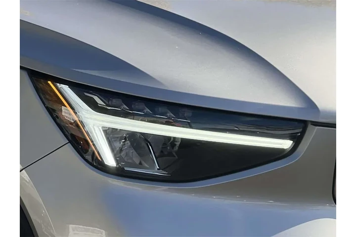 $35000 : Volvo XC40 2023 AWD B5 Ultim image 7