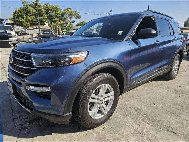 $22495 : 2020 Explorer XLT AWD image 1