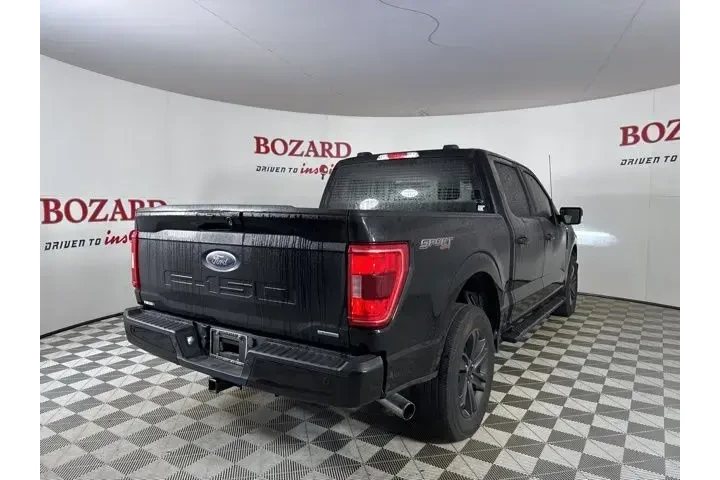 $33500 : Ford F-150 2021 4x4 XLT 4dr image 8