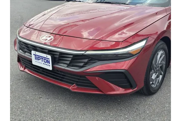 $23499 : Hyundai ELANTRA Hybrid 2024 image 10