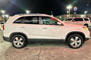 $7999 : 2013 Sorento thumbnail