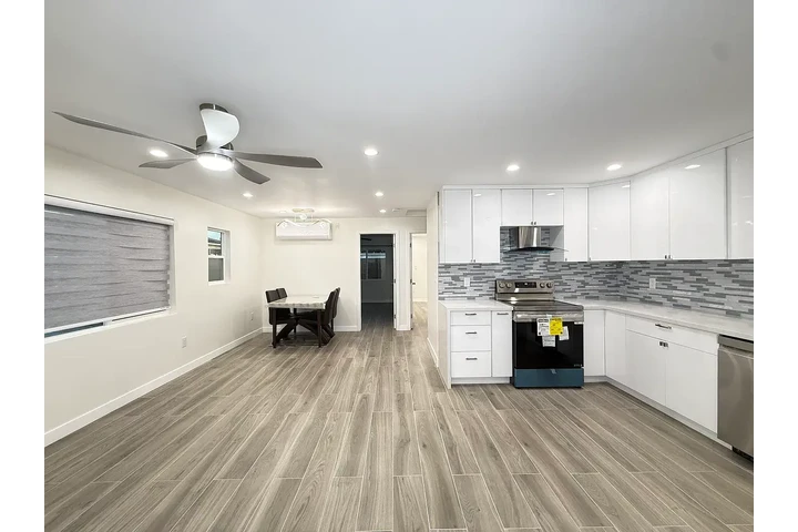 $3400 : 3bed 2bath available for rent image 5