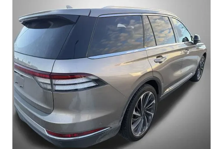 $34026 : Lincoln Aviator 2020 AWD Res image 3