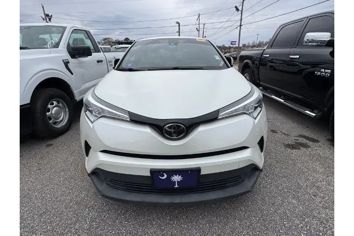 $18664 : Toyota C-HR 2018 XLE 4dr Cro image 10