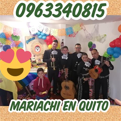 Mariachi en Quito image 3