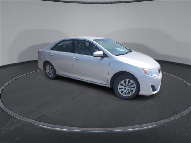 $15400 : PRE-OWNED 2013 TOYOTA CAMRY LE image 2