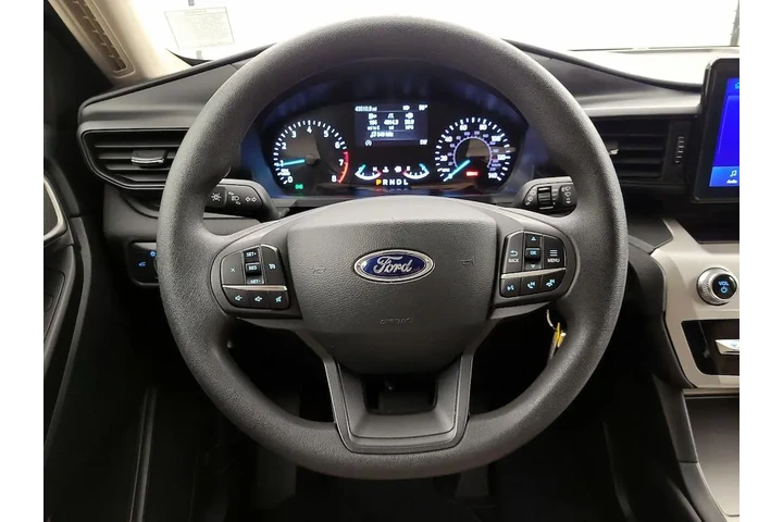 $23998 : Ford Explorer 2021 Base 4dr image 10