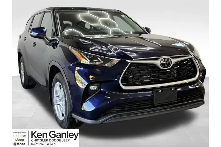 $35698 : Toyota Highlander 2024 AWD L image 1