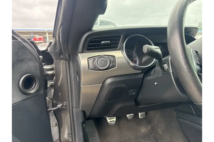 $28000 : Ford Mustang 2015 GT Premium image 9