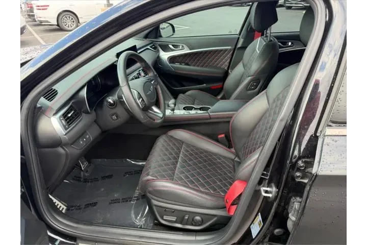 $35495 : Genesis G70 2023 AWD 3.3T St image 5