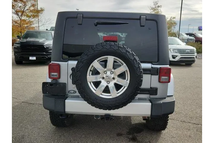 $14988 : Jeep Wrangler Unlimited 2014 image 4