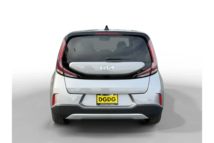 $14881 : Kia Soul 2023 S 4dr Crossove image 4
