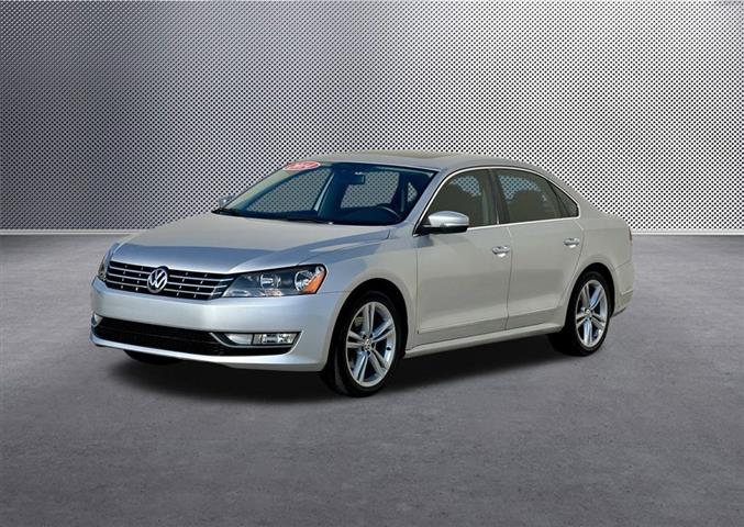 $12225 : 2014 Passat SEL Premium image 3