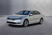 $12225 : 2014 Passat SEL Premium thumbnail