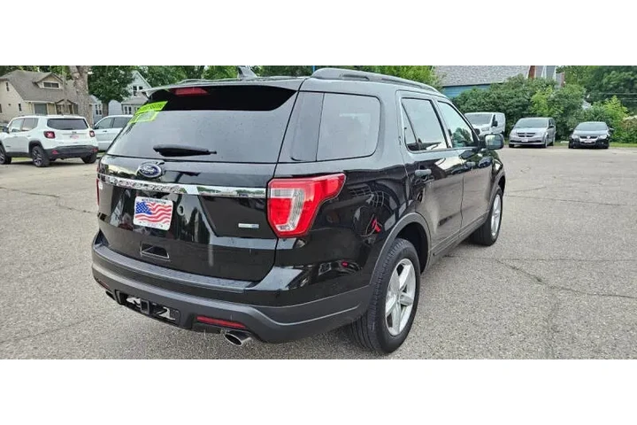 $19490 : 2019 Explorer image 6