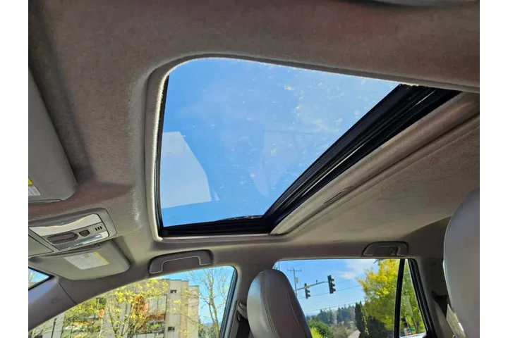 $11999 : 2012 RAV4 Limited image 10