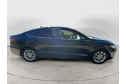 $17683 : Ford Fusion 2020 SE 4dr Seda thumbnail