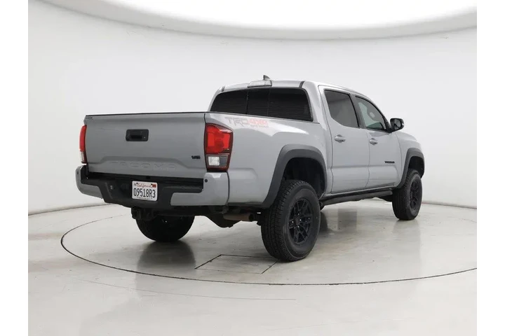 $30998 : Toyota Tacoma 2018 4x4 TRD P image 8