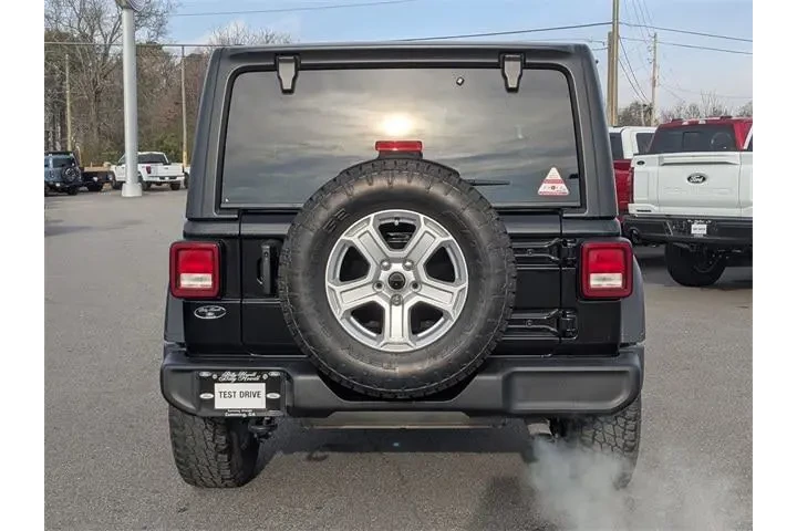 $21522 : Jeep Wrangler 2021 4x4 Sport image 4