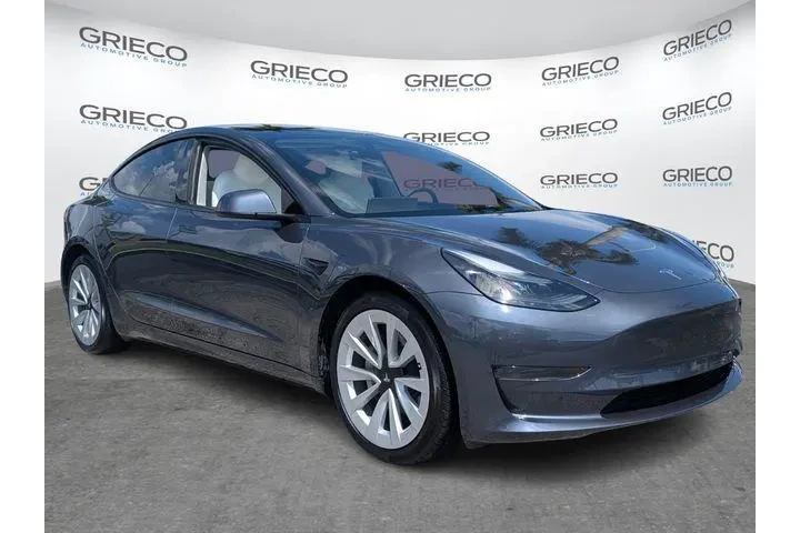 $26998 : Tesla Model 3 2023 4dr Sedan image 1