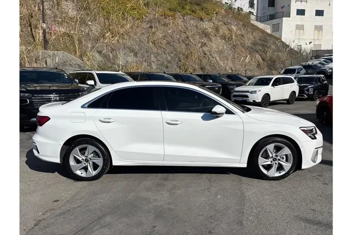 $24388 : Audi A3 2023 Premium 40 TFSI image 8