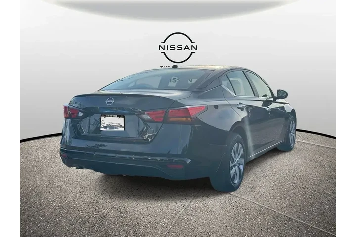 $19995 : Nissan Altima 2025 2.5 S 4dr image 5