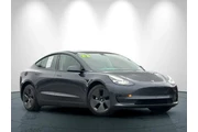 $23954 : Tesla Model 3 2022 4dr Sedan thumbnail