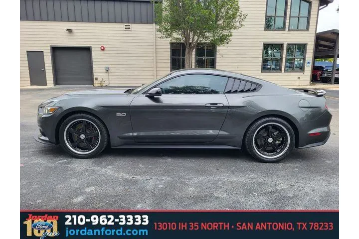 $27738 : Ford Mustang 2017 GT 2dr Fas image 2