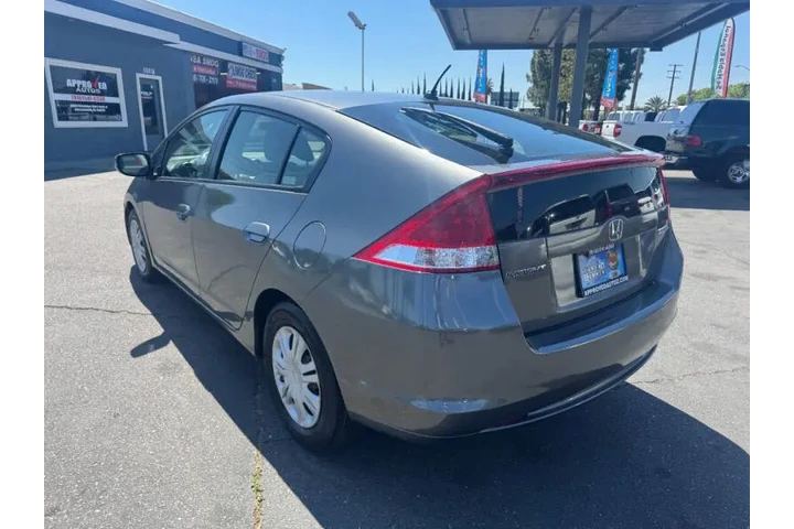 $7998 : 2011 Insight image 8